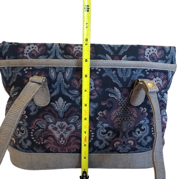Vintage Tapestry Handbag - Picture 10 of 12